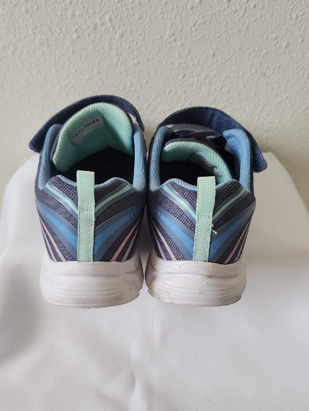 Skechers Kids' Navy & Light Blue Athletic Sneakers - Picture 3 of 6